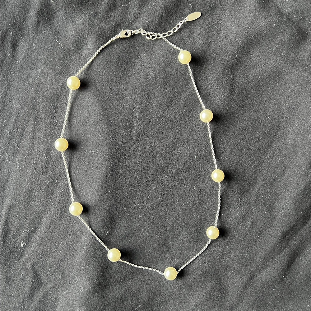 NEW • Ivory Pearl & Silver Chain Choker Necklace - Picture 2 of 8